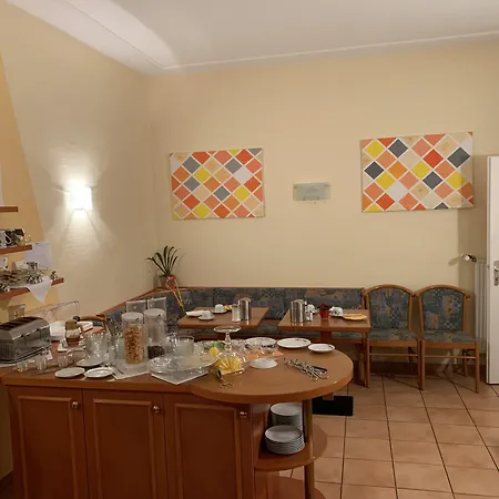 בית הארחה National קובלנץ